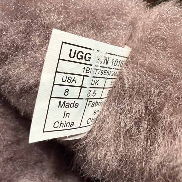 UGG Women's Brown Suede Winter Boots SZ 8- Box11 - Picture 5 of 7